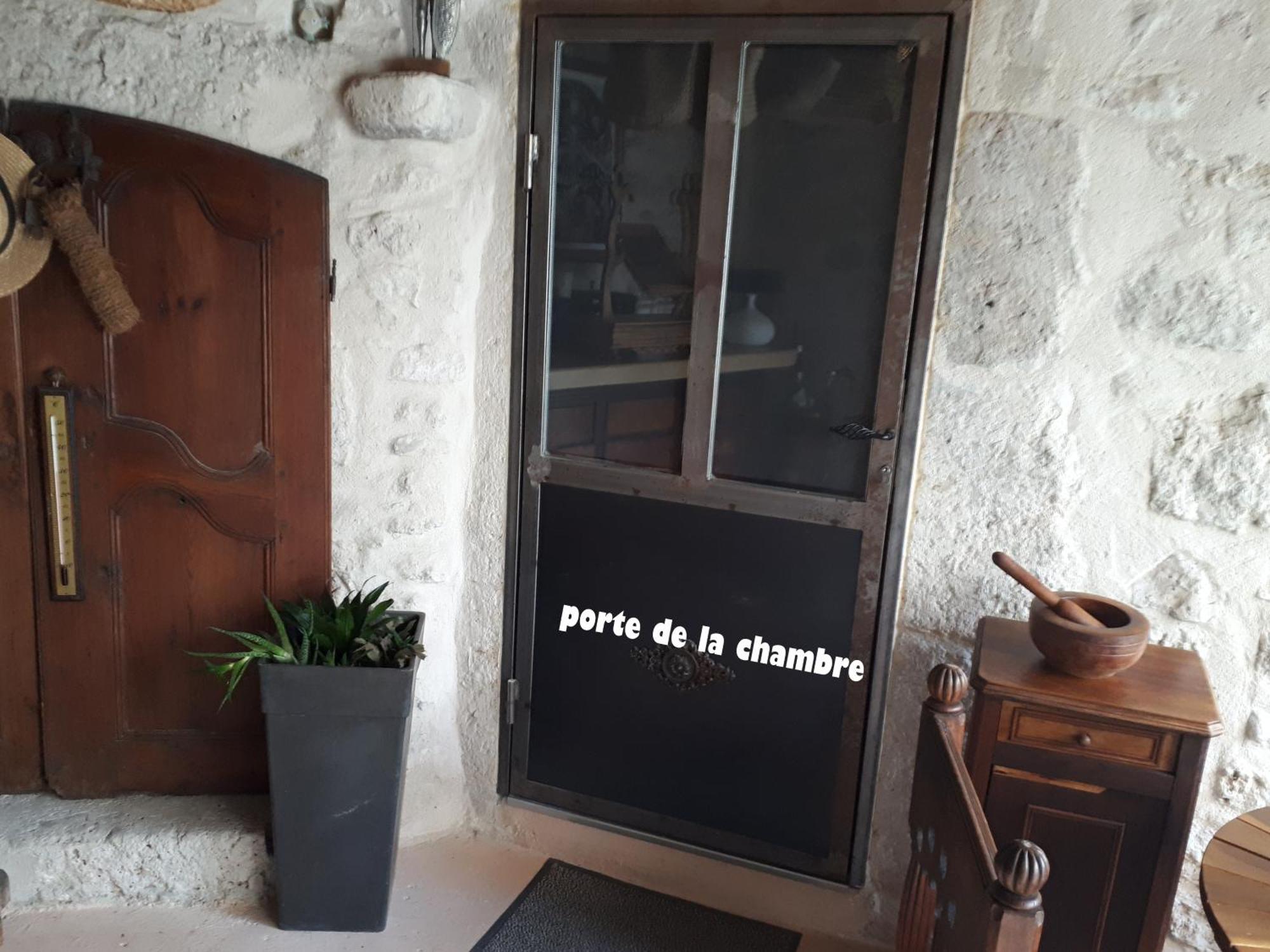 La Garde Adhemar, L'Escalier Medieval Ngoại thất bức ảnh